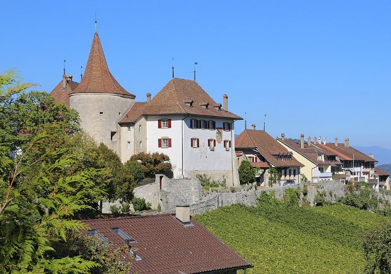 Park Schloss Erlach, Erlach, Switzerland, Switzerland